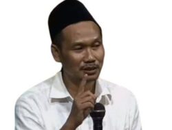 Gus Baha : Jangan Berlebihan Dalam Melakukan Sesuatu